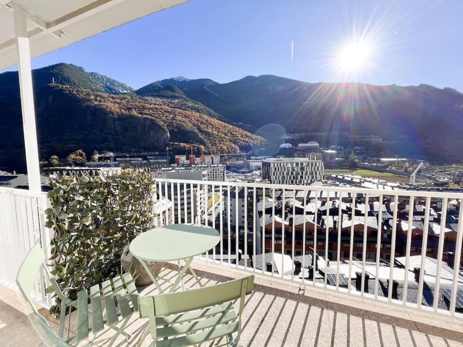 Casco Antiguo, Balcon Vistas, 10Pax+3Parking Apartman Andorra la Vella Kültér fotó